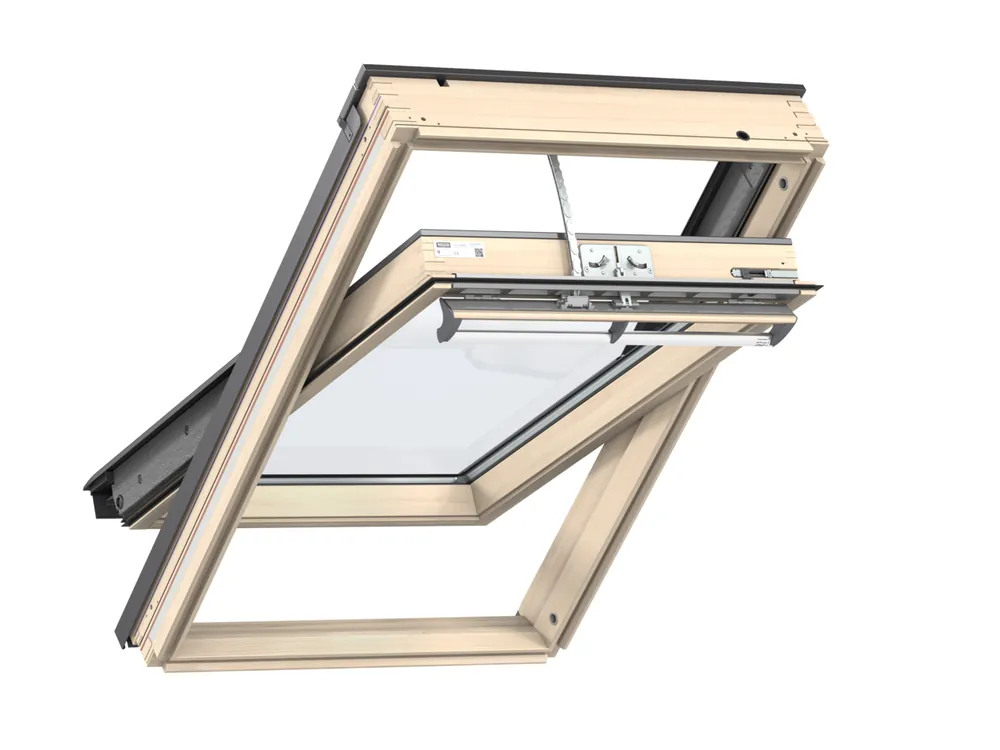 Velux, Elektromos tetőtéri ablak, GGL UK10 307021, 2-rétegű üveg, lakkozott fa, 134x160 cm Exkluzív ajánlat