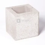 Leier Modern kerítéskő félkő finomszórt, törtfehér 20x20x20 cm Azonnal elérhető