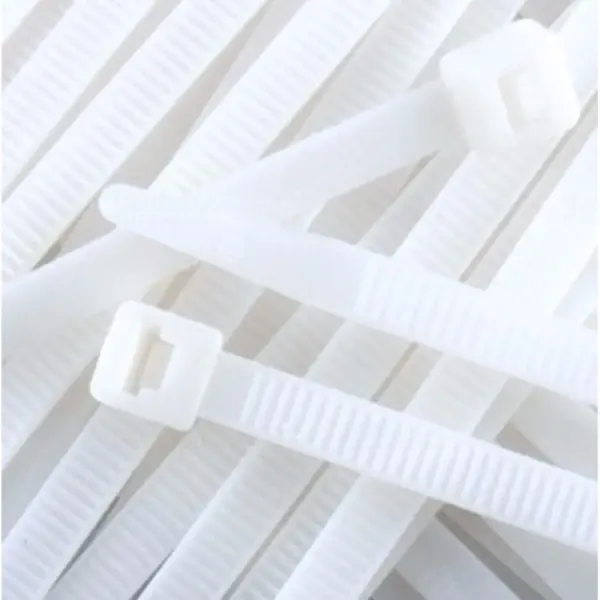 Biztonságos fizetés Vil. kábelkötegelő 450x4,8 mm fehér