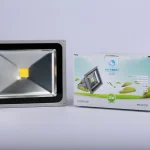 Azonnal elérhető M-Tech 30W 2700lm, 230V, IP65, 6500K, hideg fehér reflektor MTL702M-tech