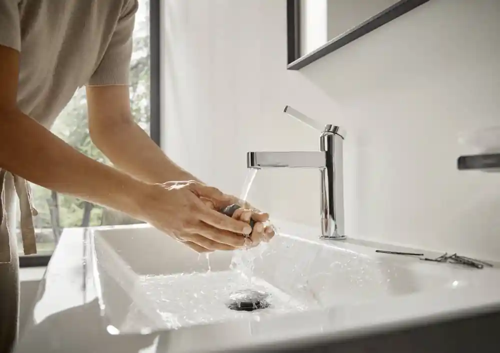 Hansgrohe Finoris Egykaros mosdócsaptelep 100, push-open lefolyógarnitúrával, króm 76010000Hansgrohe Gyors szállítás